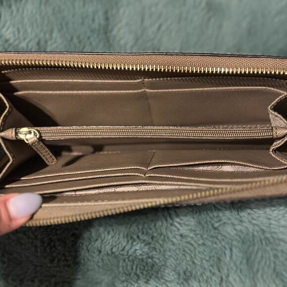 Michael Kors Jet Set Wallet Saffiano Leather Luggage Color - Picture 5 of 8